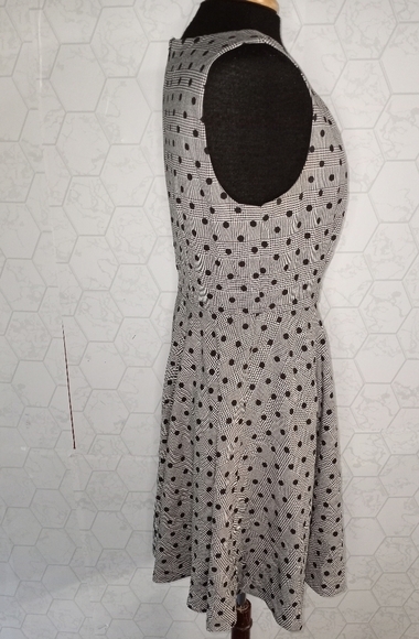 ELLE Plaid polka-dot flare dress in gray/black - Picture 15 of 16